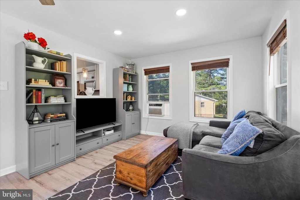 Photo of 21609 KELSO DRIVE