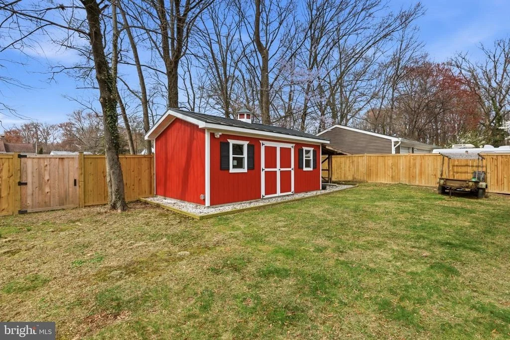 Photo of 16100 MALCOLM DRIVE