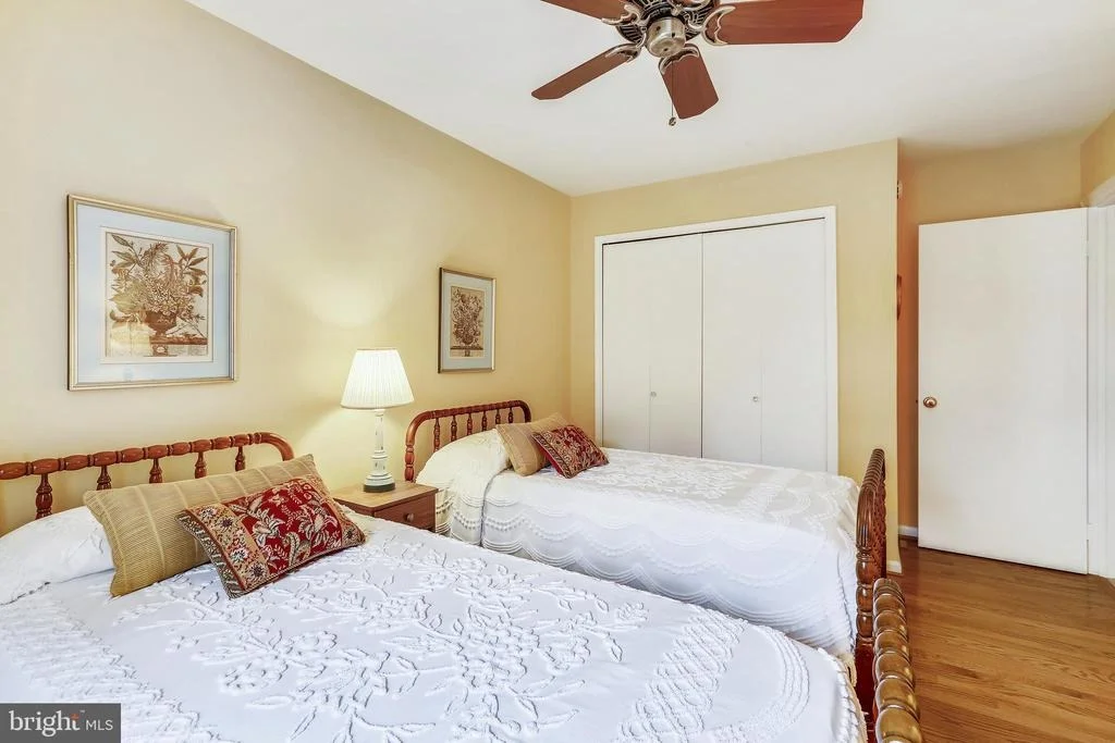 Photo of 9905 MAINSAIL DRIVE