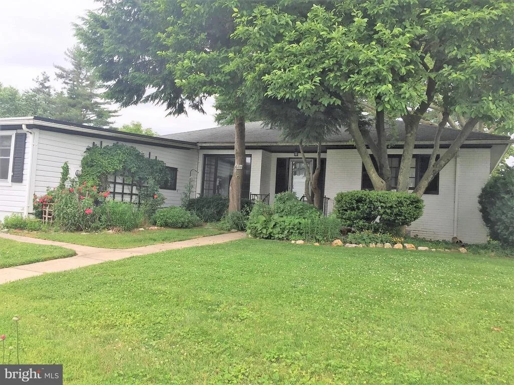 Photo of 6118 JEFFERSON BOULEVARD
