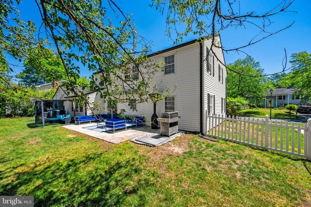 Photo of 4202 MINSTRELL LANE