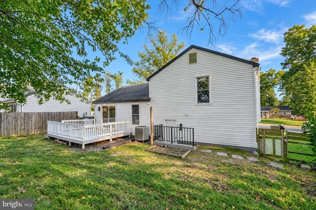 Photo of 8706 MISSION ROAD
