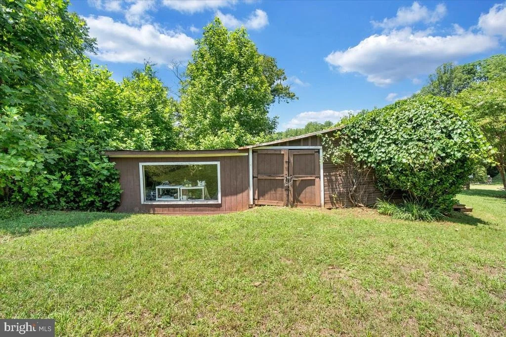 Photo of 2170 LONE IVY ROAD