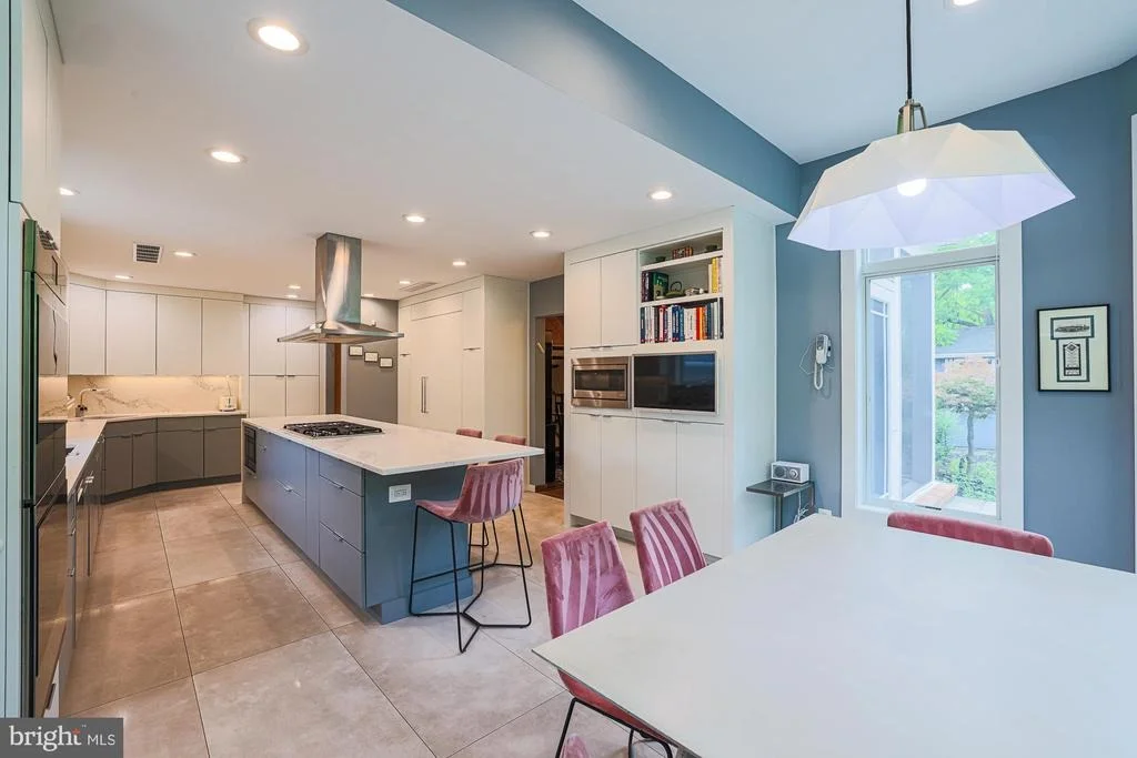 Photo of 6300 SHELRICK DRIVE