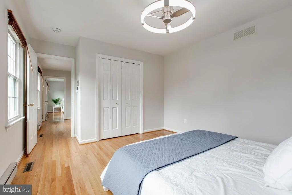 Photo of 8200 TYSON ROAD