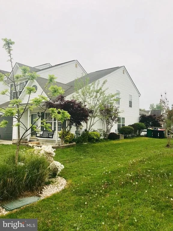 Photo of 668 WARREN DRIVE