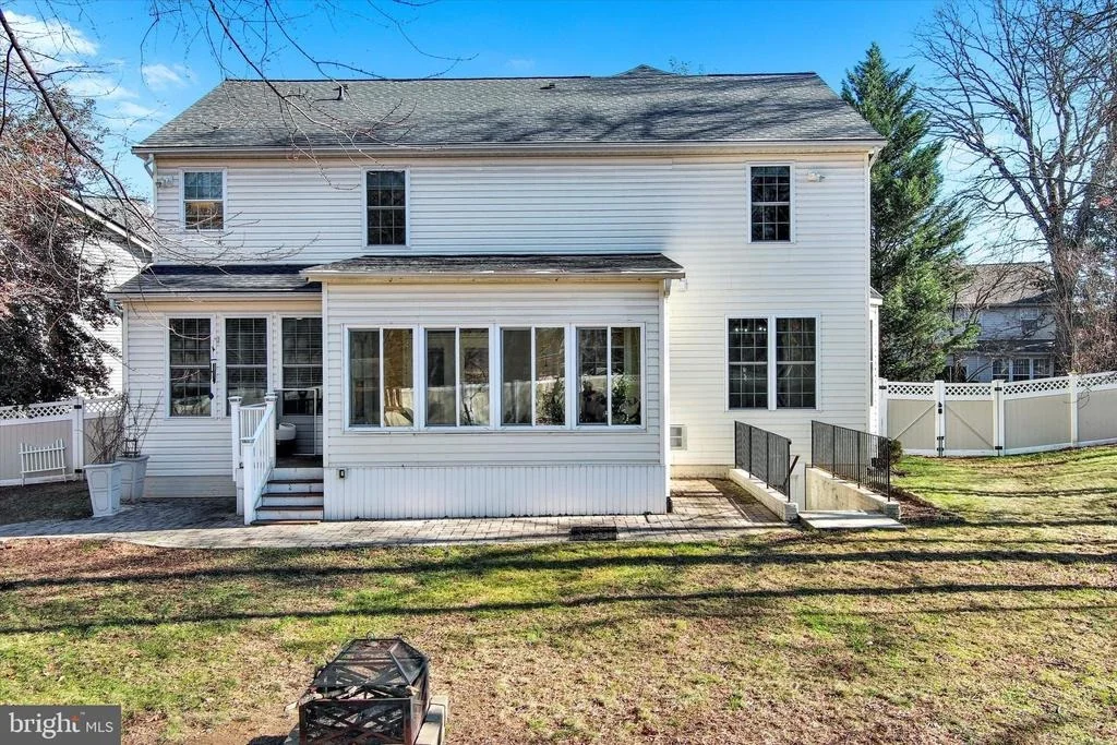 Photo of 1590 CHAPMAN ROAD