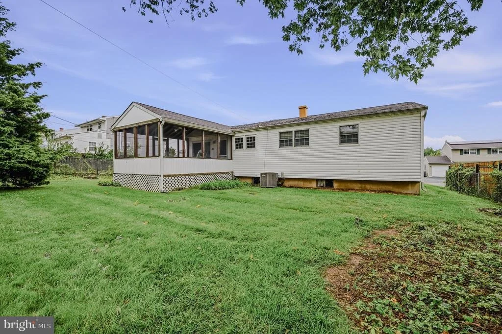 Photo of 308 BREWSTER DRIVE