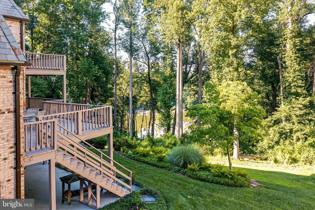 Photo of 7018 GREEN OAK DRIVE