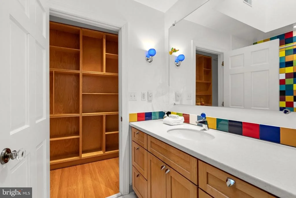 Photo of 1118 DALE DRIVE