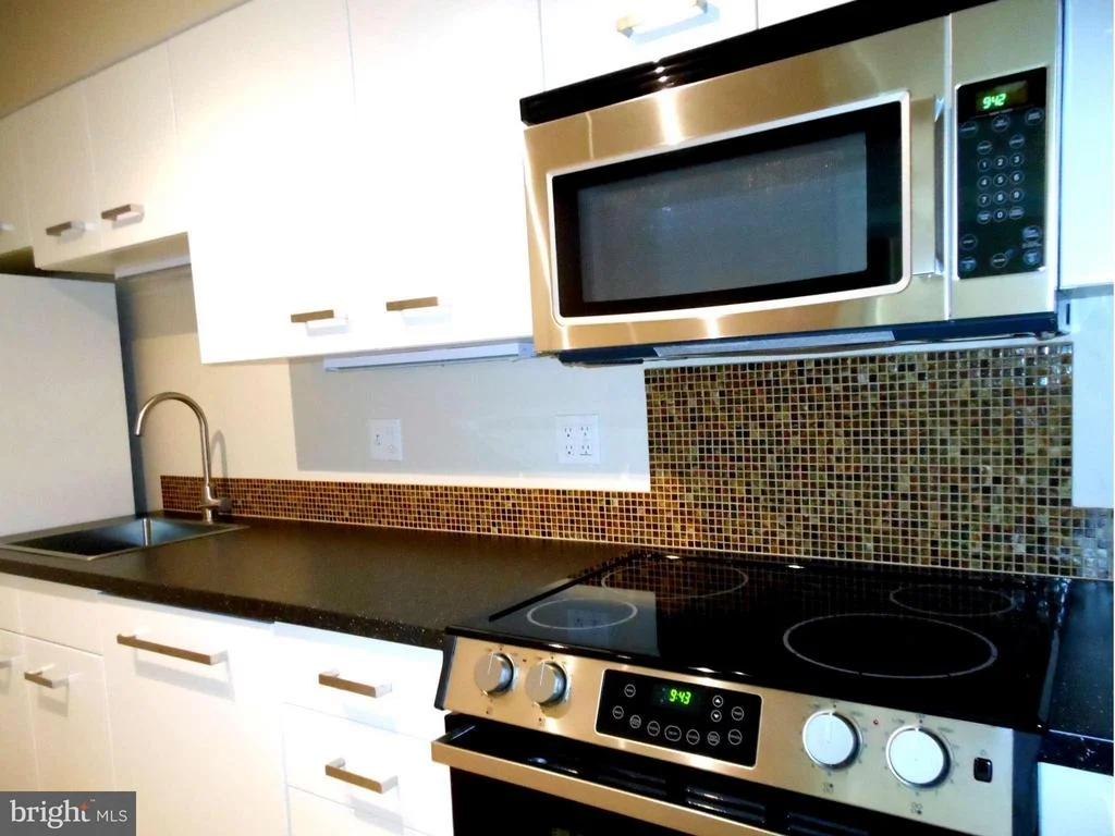Photo of Unit 1401 at 15101 INTERLACHEN DRIVE