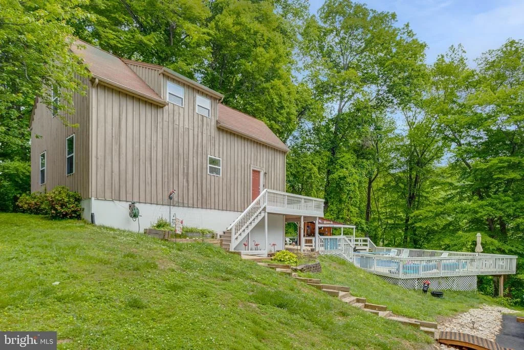 Photo of 44 ALGONQUIN DRIVE