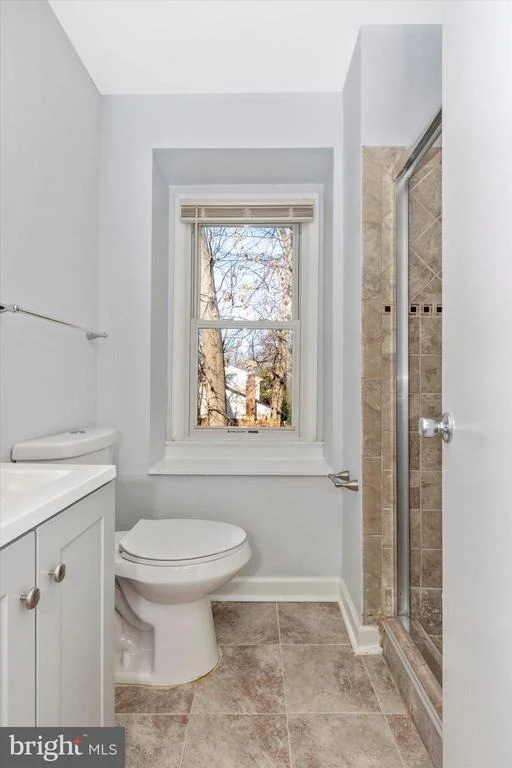 Photo of 226 SUMMIT HALL ROAD