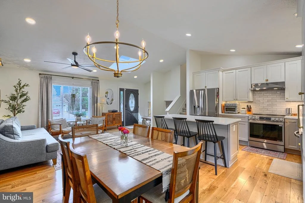 Photo of 1004 PEPPARD DRIVE