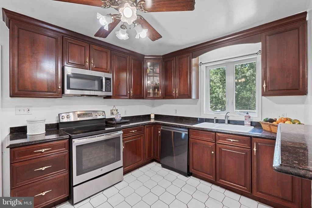 Photo of 23439 WATSON ROAD