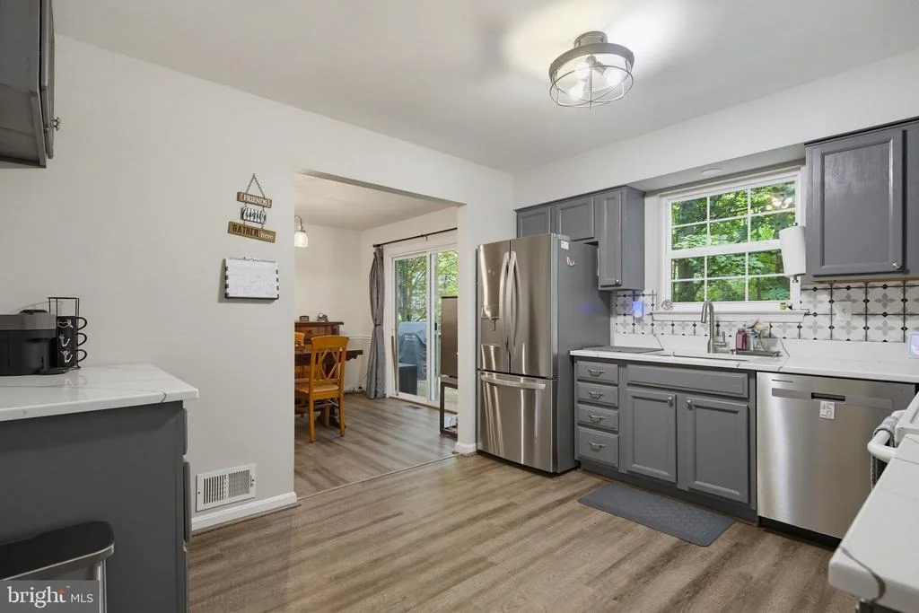 Photo of 2501 YORK COURT