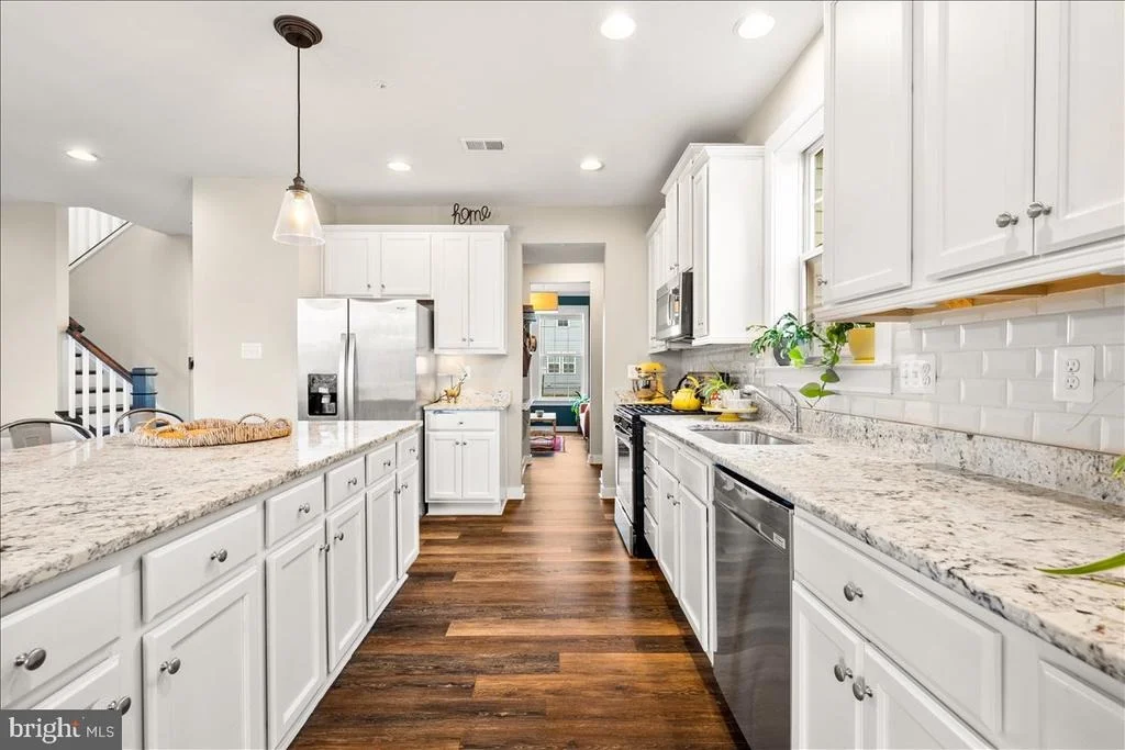 Photo of 1010 SAXTON DRIVE