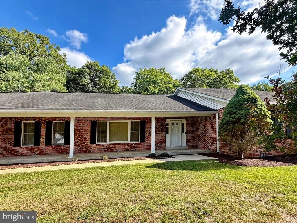 Photo of 6499 AURA DRIVE