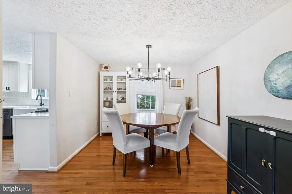 Photo of 7645 FALLSWOOD WAY