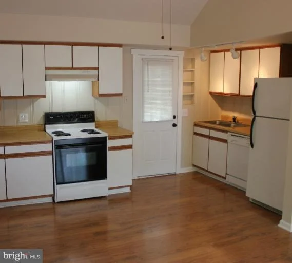 Photo of 1517 PINE ROAD