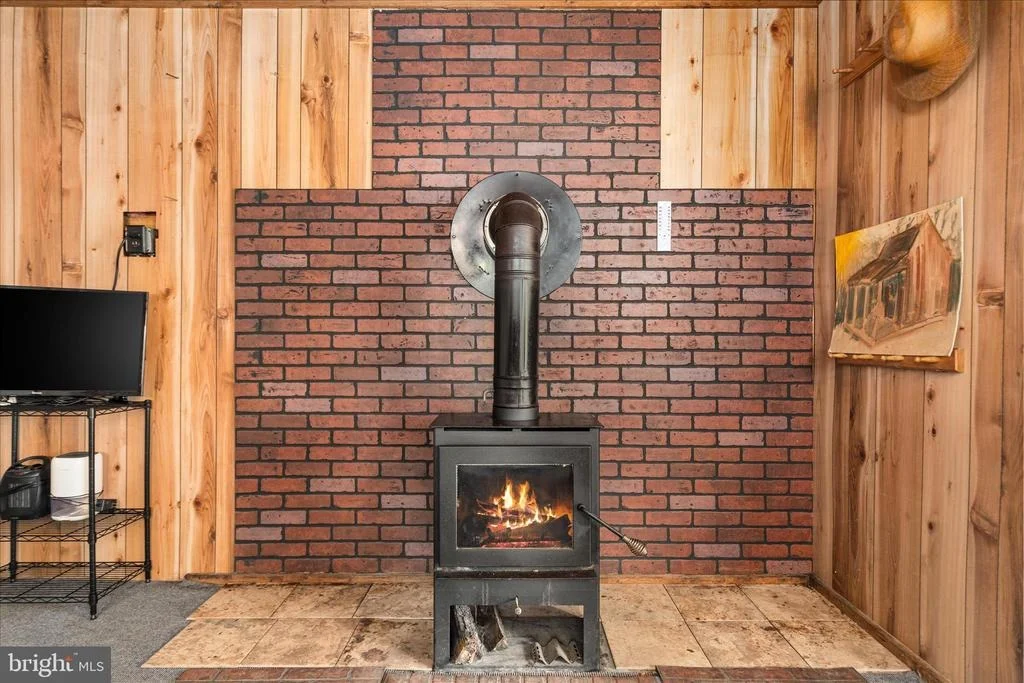 Photo of 551 SAWLOG