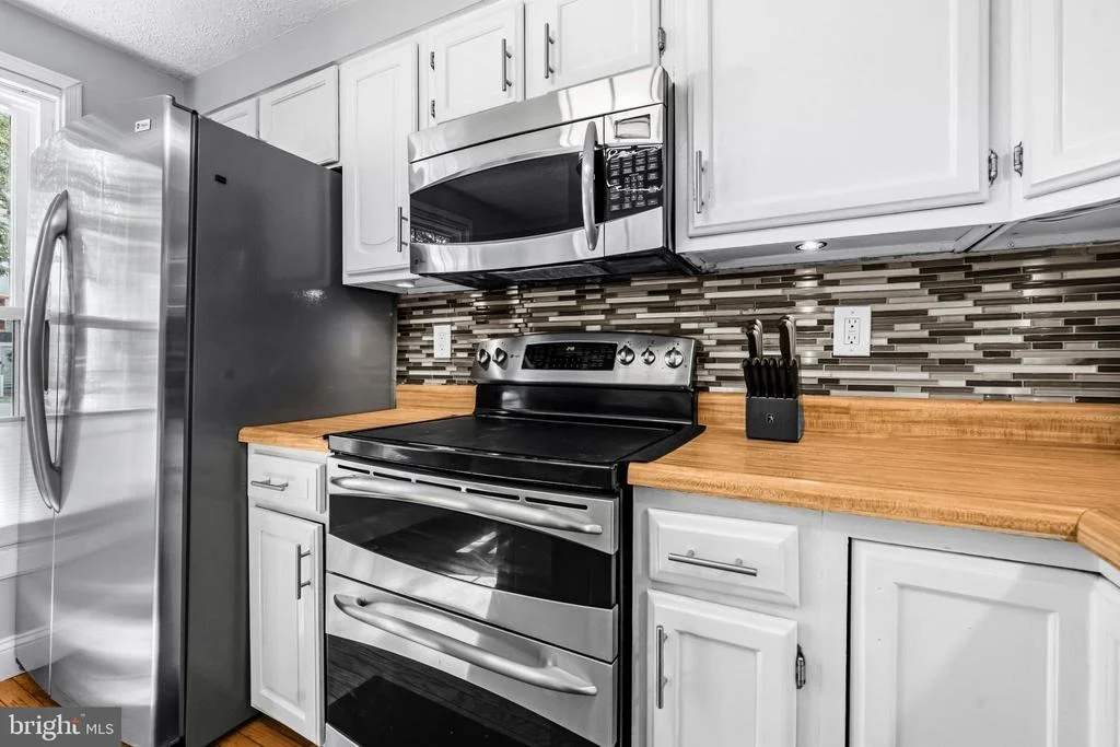 Photo of 7528 BRENISH DRIVE