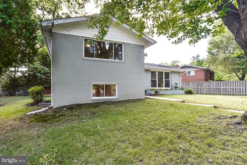 Photo of 2500 HARMON ROAD