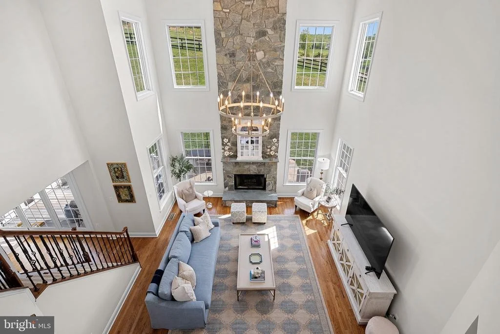 Photo of 15064 BARLOW DRIVE