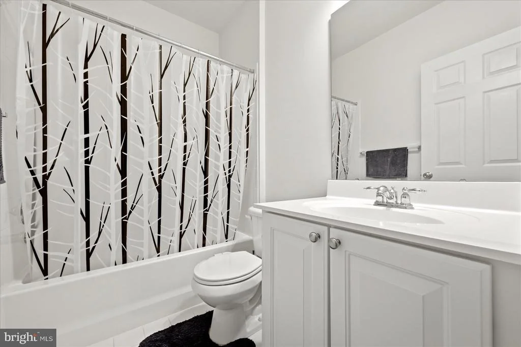 Photo of 42173 ST HUBERTS PLACE