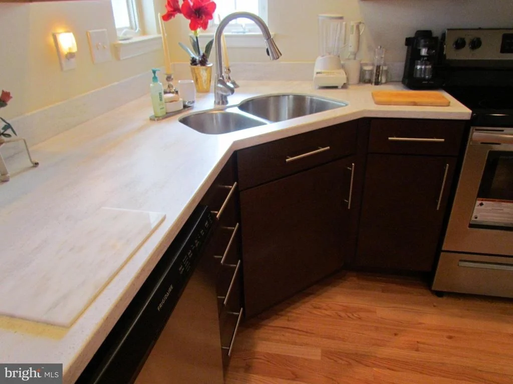 Photo of 118 OVERLOOK PLACE