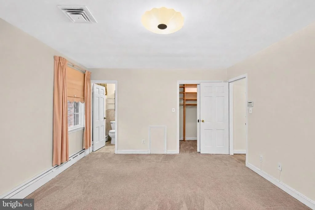 Photo of 10600 GREENACRES DRIVE
