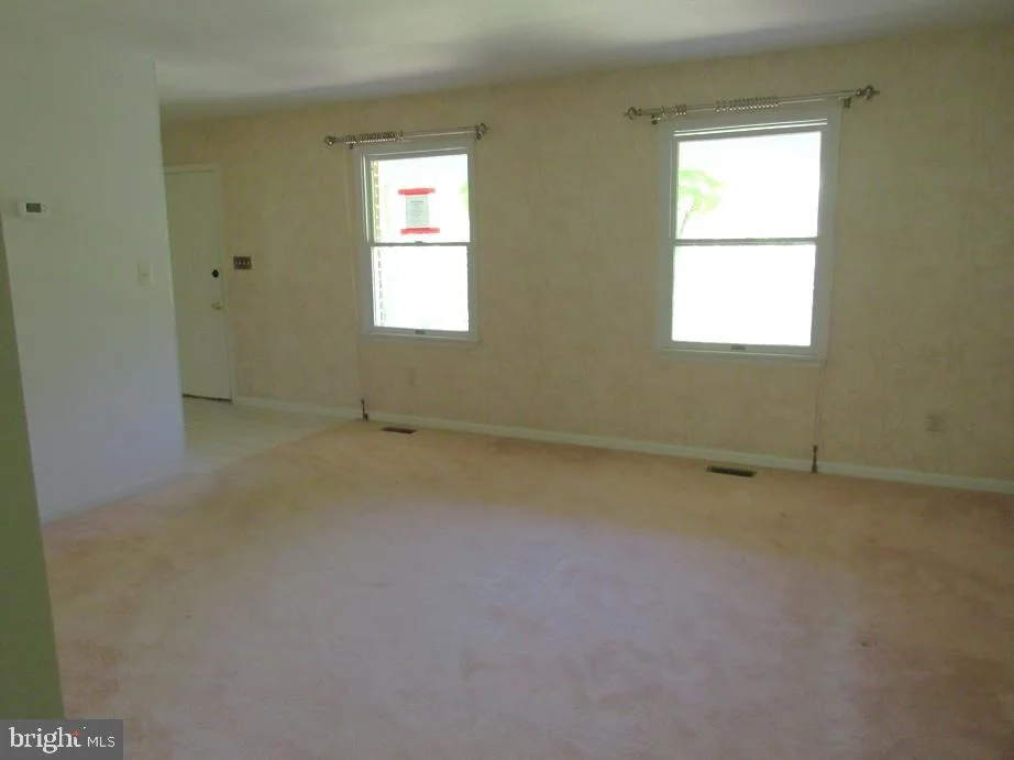 Photo of 681 HOOK ROAD