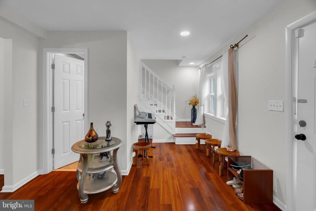 Photo of 4320 IVY GLEN ROAD