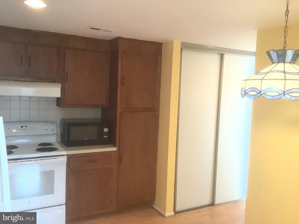 Photo of Unit 142A at 3510 FOREST EDGE DRIVE