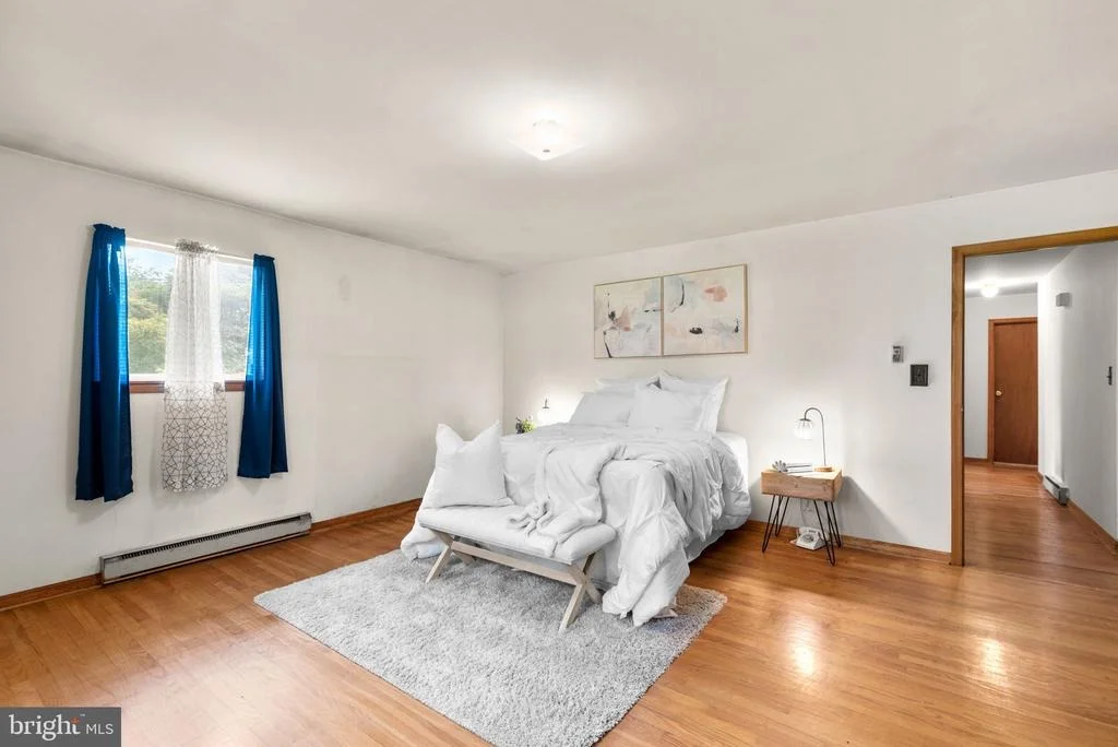 Photo of 7517 RACE ROAD