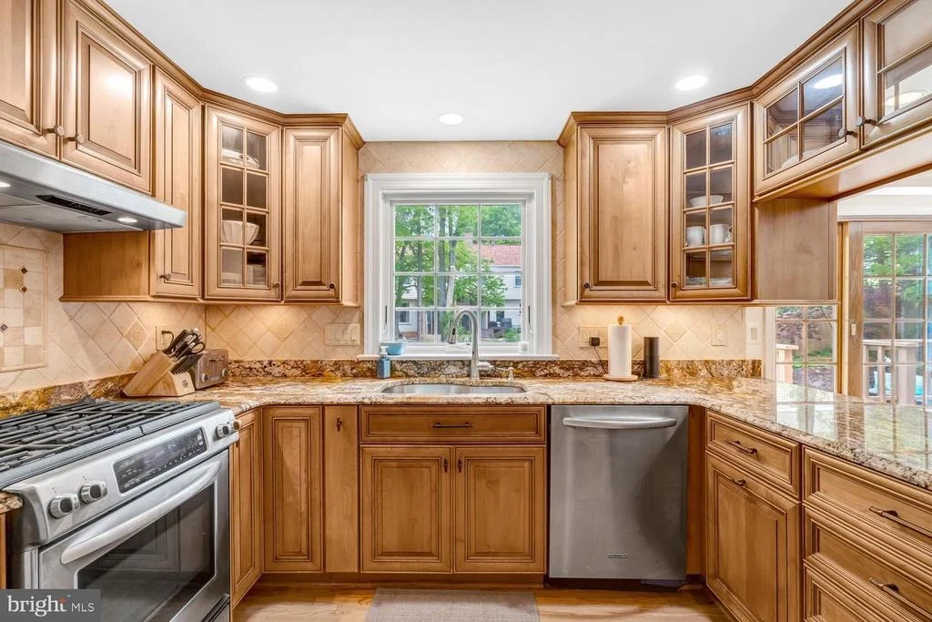 Photo of 4212 PICKERING PLACE