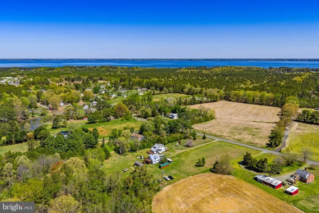 Photo of 4809 COLES POINT ROAD