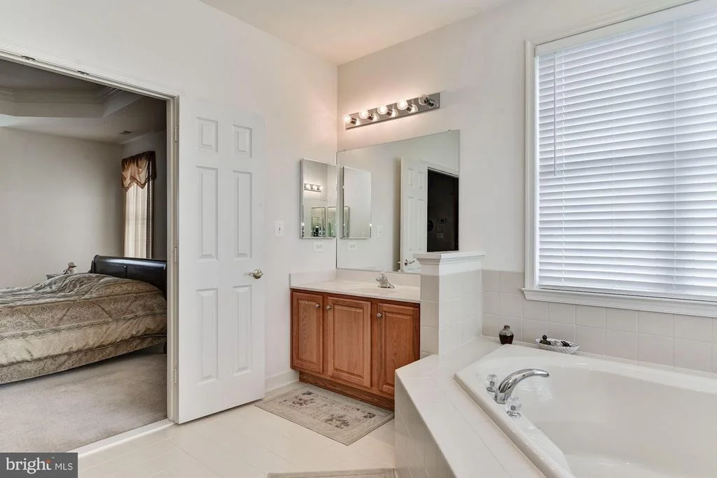 Photo of 1801 KINGS FOREST TRAIL