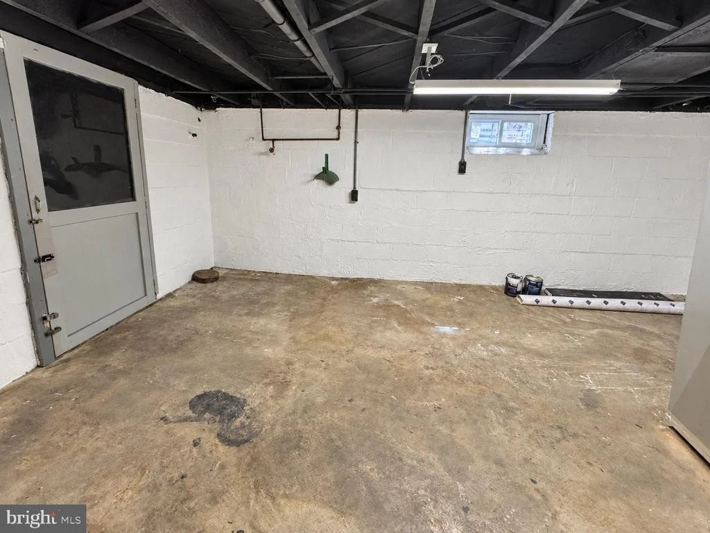 Photo of 8921 YELLOW SPRINGS ROAD