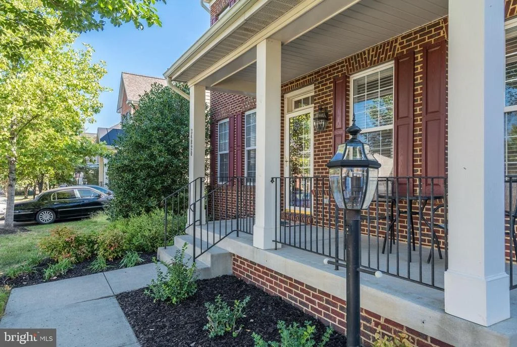 Photo of 24820 STONE PILLAR DRIVE