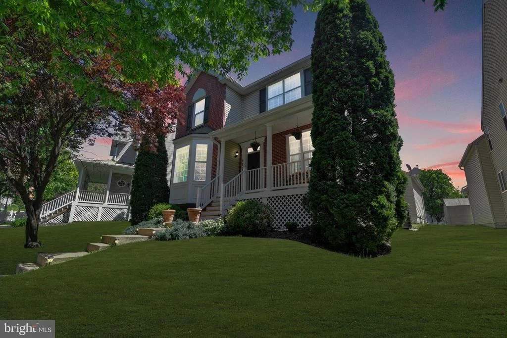 Photo of 9678 ROYAL CREST CIRCLE