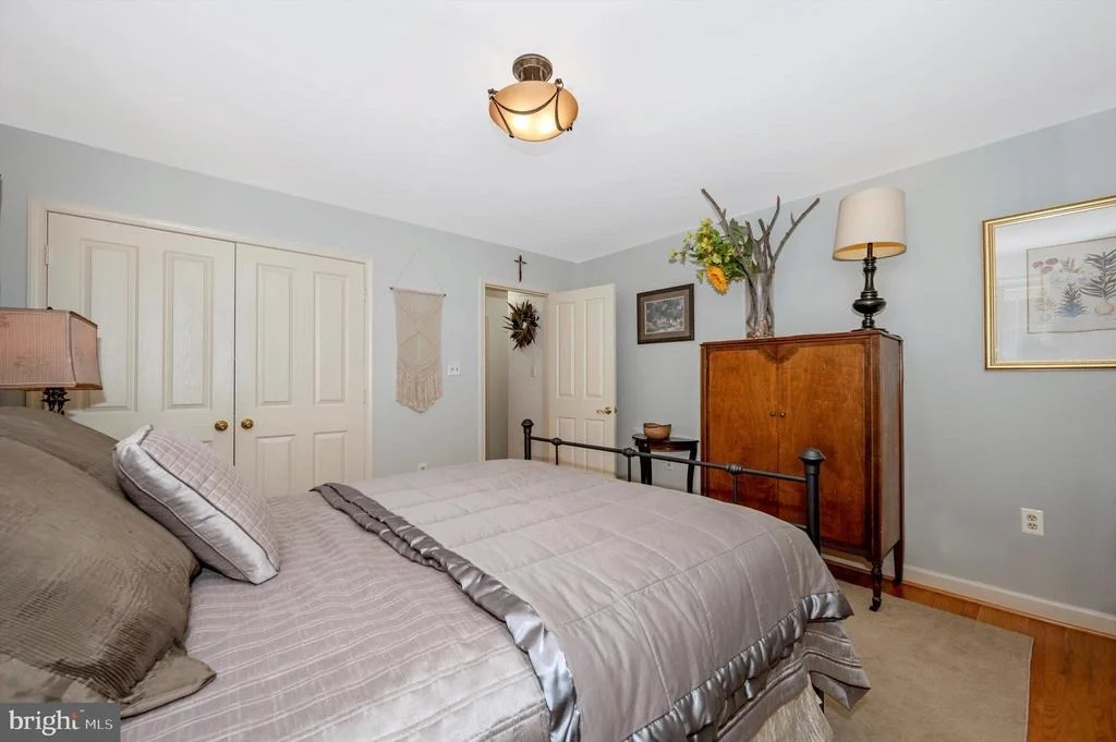 Photo of 841 DUNBROOKE COURT