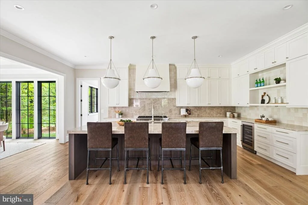 Photo of 1515 CRESTWOOD LANE