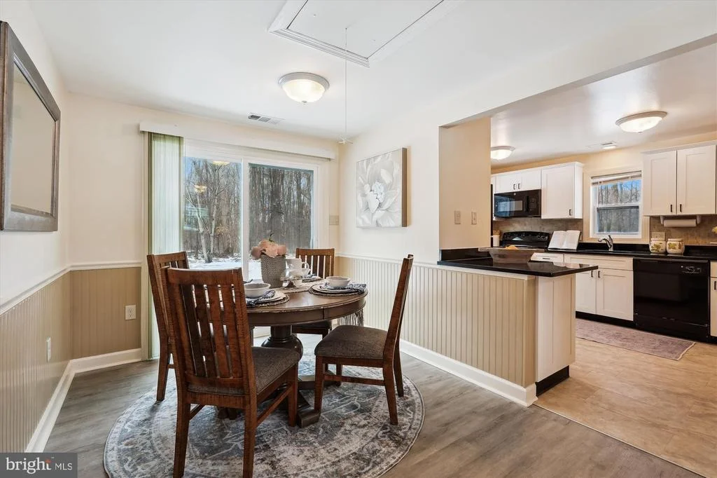 Photo of 6411 DAVIS ROAD