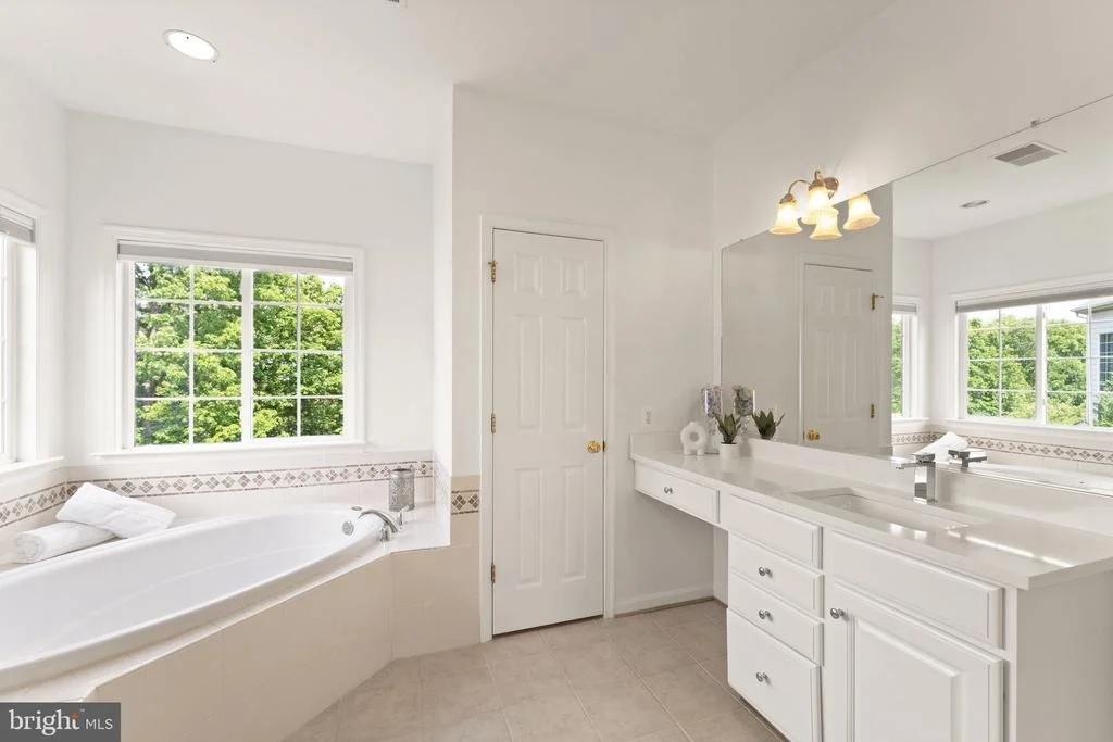 Photo of 22566 FOREST RUN DRIVE