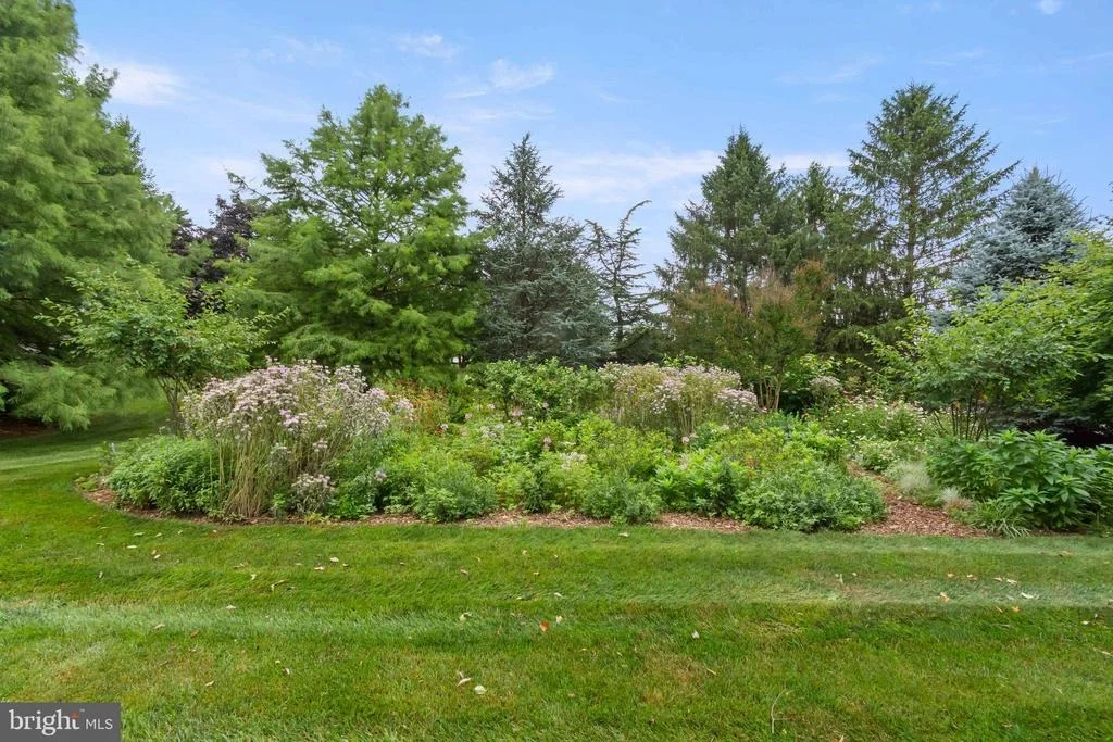 Photo of 2874 TALBERT ROAD