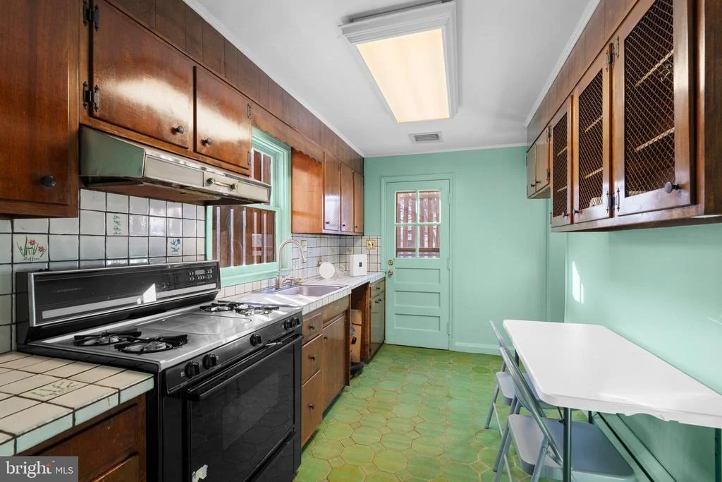 Photo of 1213 TRAPPE LANE