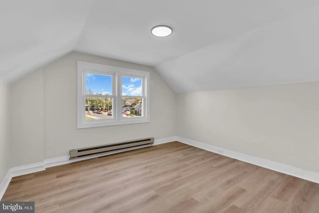Photo of 33 MORRIS AVENUE
