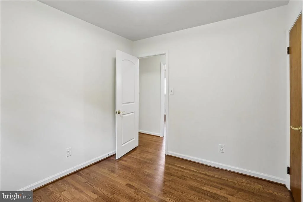 Photo of 3604 HERITAGE LANE