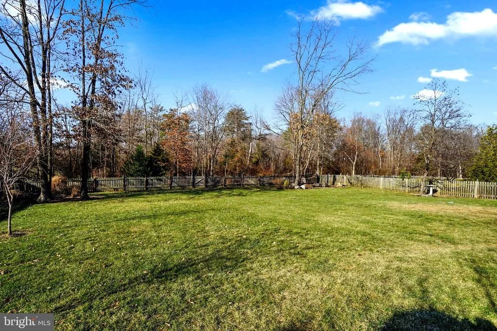 Photo of 42490 LONGACRE